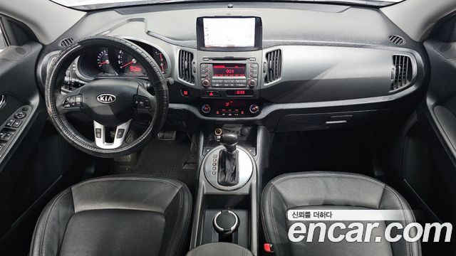 Kia Sportage 2012 — photo 10