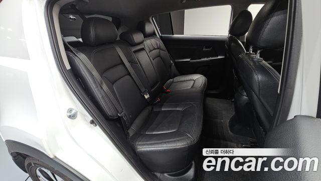 Kia Sportage 2012 — photo 17