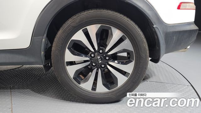 Kia Sportage 2012 — photo 7