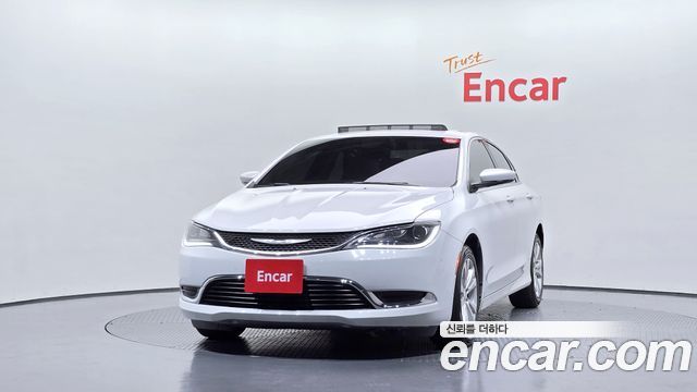 Chrysler 200 2015 — photo 3
