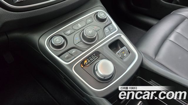 Chrysler 200 2015 — photo 9