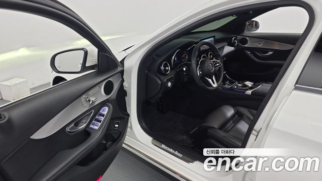 Mercedes-Benz C-Class 2020 — photo 13