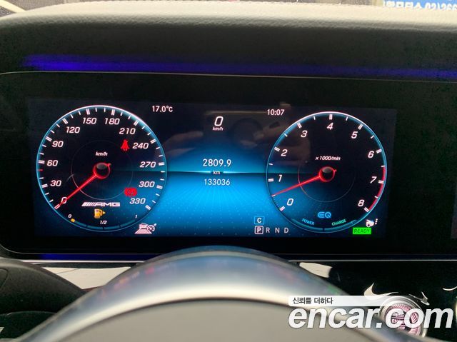 Mercedes-Benz AMG GT 2019 — photo 11