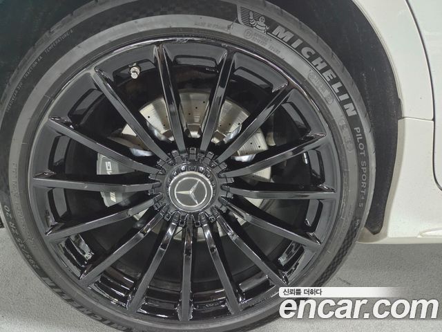Mercedes-Benz AMG GT 2019 — photo 7
