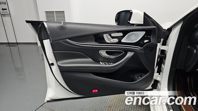 Mercedes-Benz AMG GT 2019 — photo 14