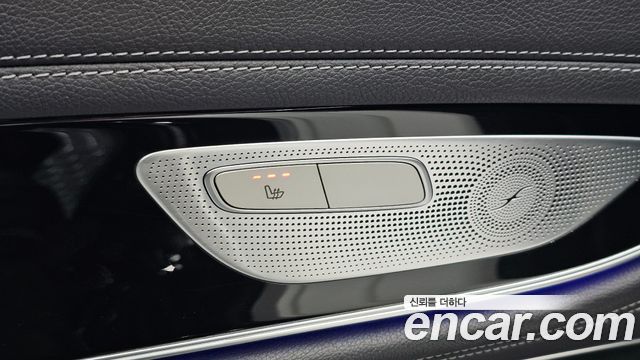 Mercedes-Benz AMG GT 2019 — photo 32