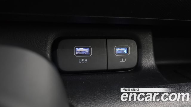 Hyundai Casper 2023 — photo 30