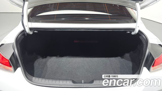 Hyundai AVANTE 2023 — photo 22