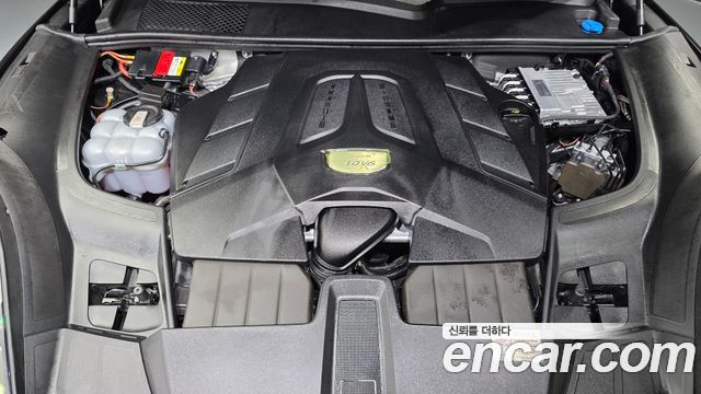 Porsche Cayenne 2020 — photo 6
