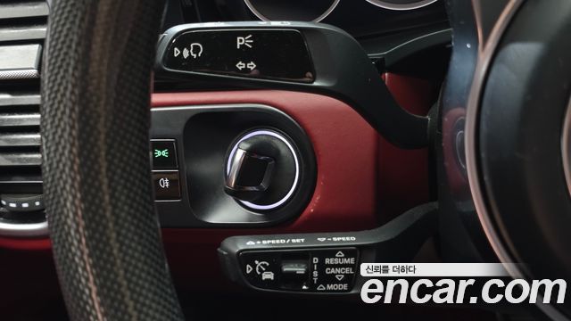 Porsche Cayenne 2020 — photo 23