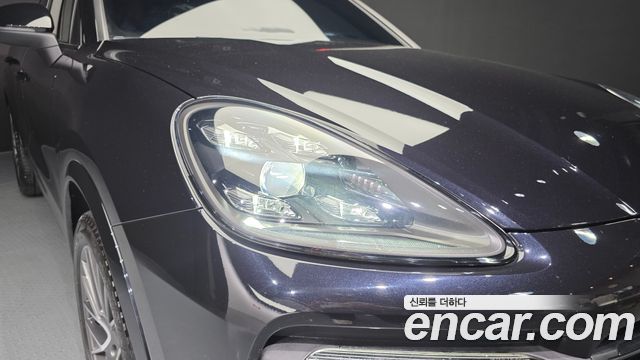 Porsche Cayenne 2020 — photo 8