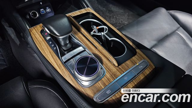 Kia K9 2022 — photo 9