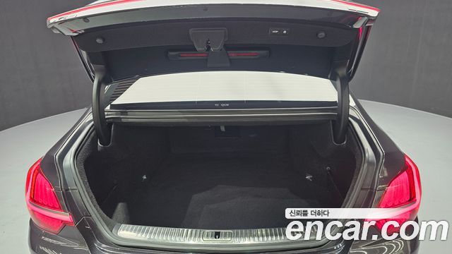 Kia K9 2022 — photo 20
