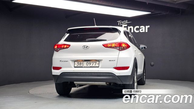 Hyundai Tucson 2016 — photo 4