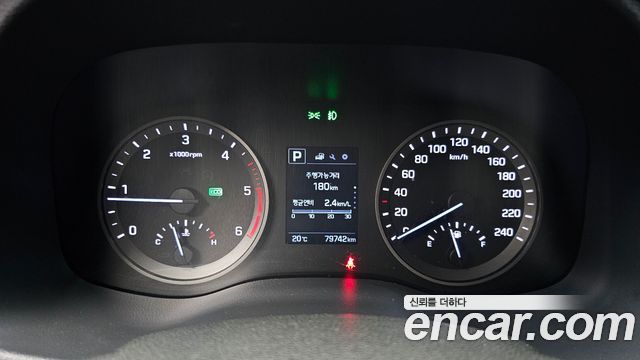 Hyundai Tucson 2016 — photo 8