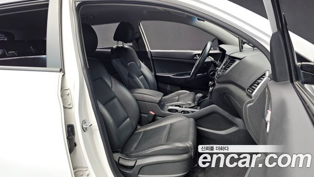 Hyundai Tucson 2016 — photo 11