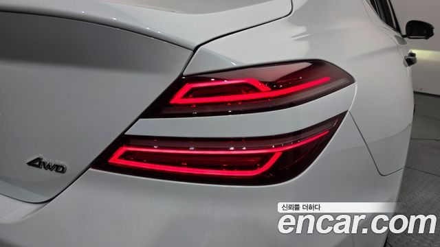 Genesis G70 2021 — photo 9