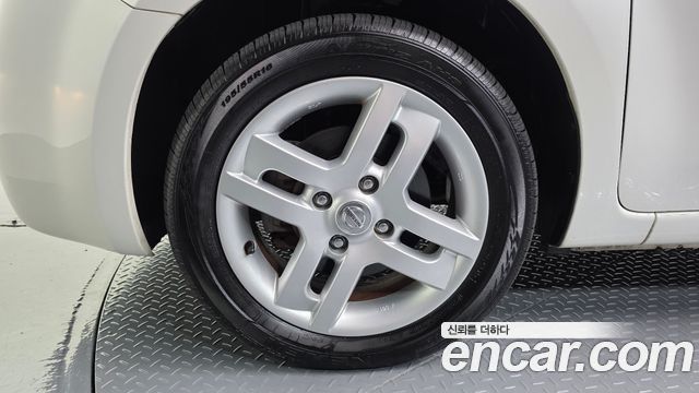 Nissan Cube 2013 — photo 5