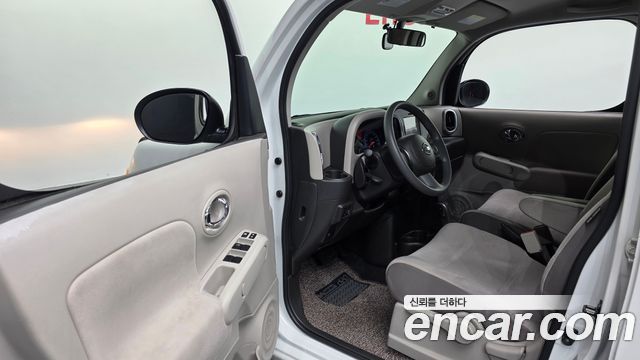 Nissan Cube 2013 — photo 10