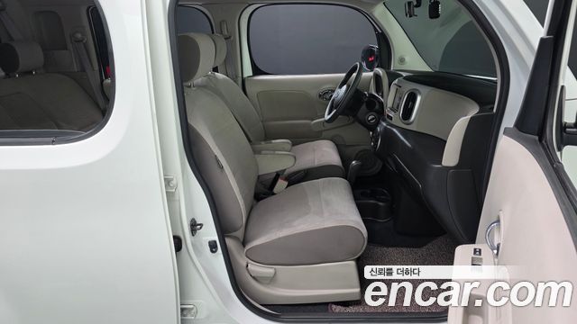 Nissan Cube 2013 — photo 11