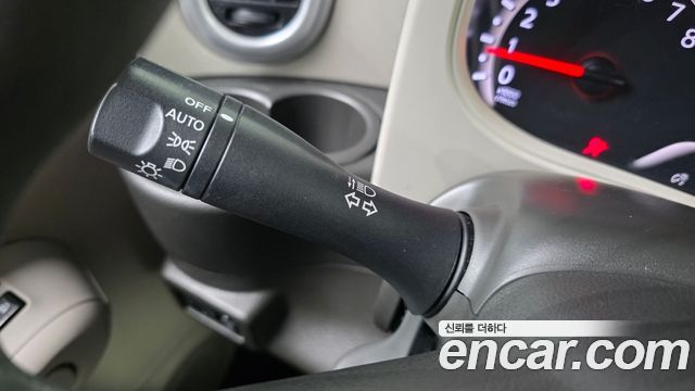 Nissan Cube 2013 — photo 18