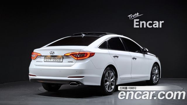 Hyundai Sonata 2017 — photo 2