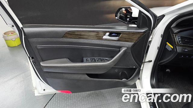 Hyundai Sonata 2017 — photo 14