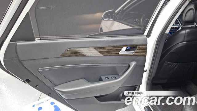 Hyundai Sonata 2017 — photo 15