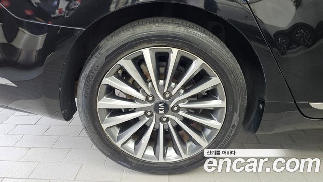 Kia K7 2017 — photo 5