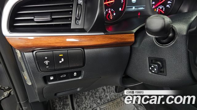 Kia K7 2017 — photo 20