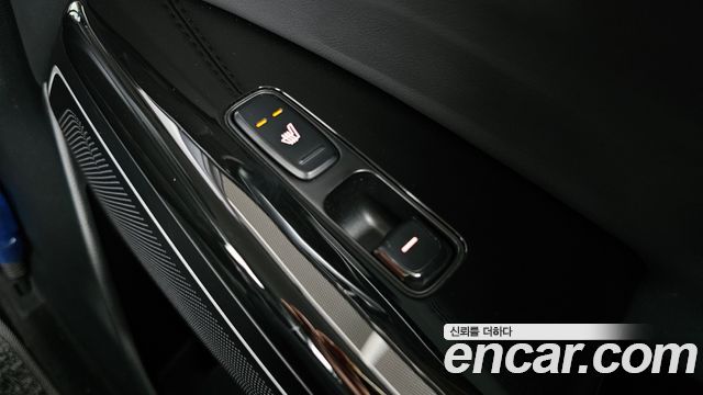 Kia K7 2017 — photo 25