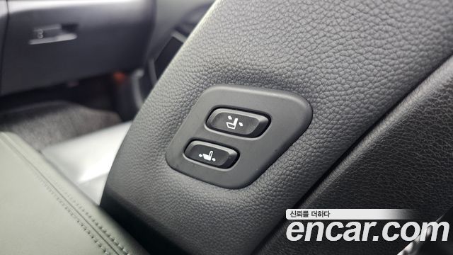 Kia K7 2017 — photo 27