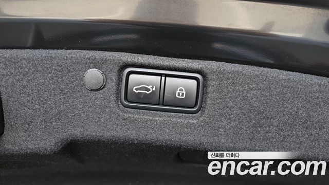 Kia K7 2017 — photo 30