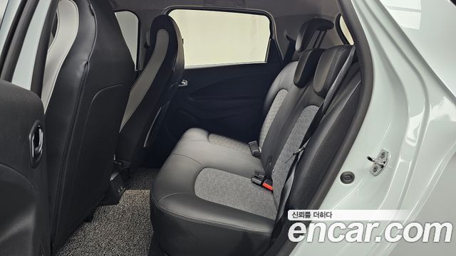 Renault Korea Zoe 2021 — photo 18