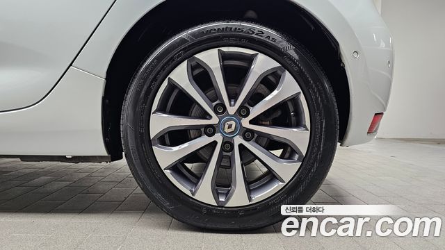 Renault Korea Zoe 2021 — photo 7