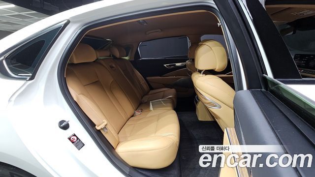 Kia K9 2022 — photo 11