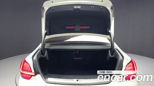 Kia K9 2022 — photo 20