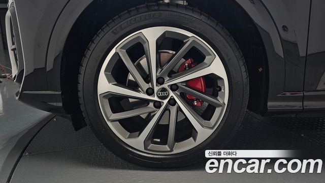 Audi Q5 2025 — photo 5