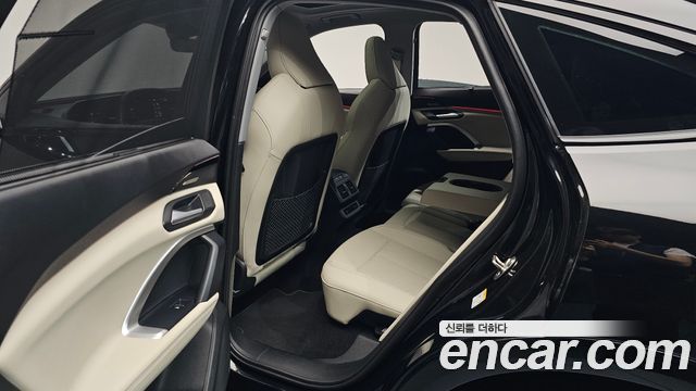 Audi Q5 2025 — photo 16