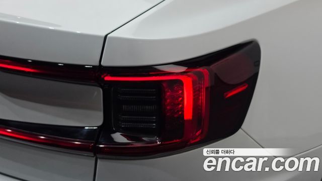 Polestar Polestar 2 2022 — photo 9