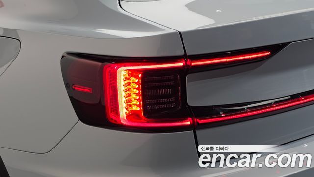 Polestar Polestar 2 2022 — photo 9