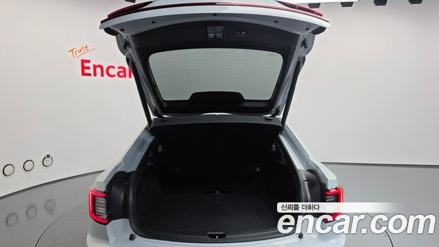 Polestar Polestar 2 2022 — photo 28
