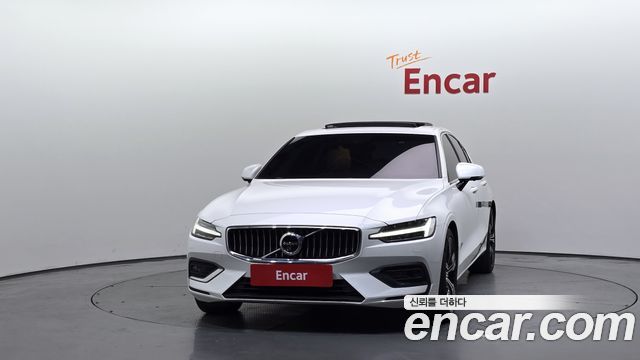 Volvo S60 2021 — photo 3