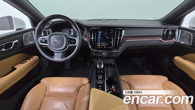 Volvo S60 2021 — photo 7