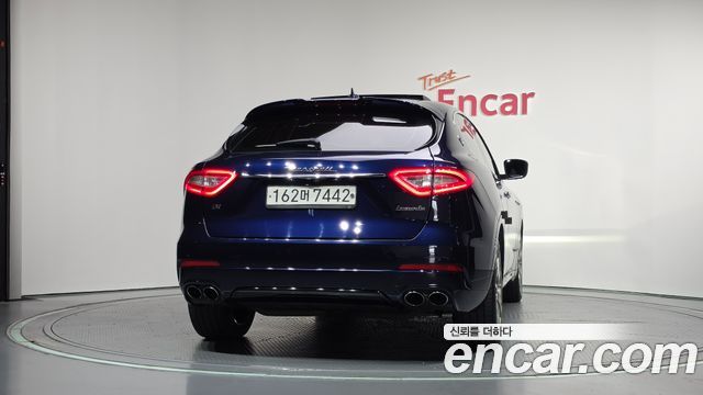 Maserati Levante 2017 — photo 4
