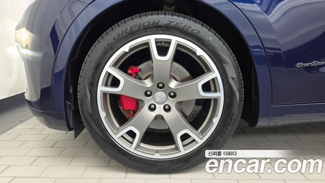 Maserati Levante 2017 — photo 5