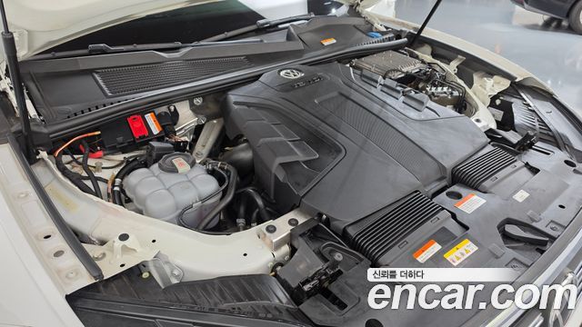 Volkswagen Touareg 2021 — photo 6
