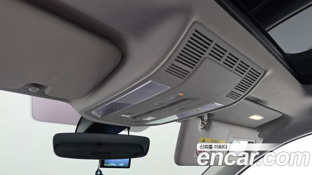 Volkswagen Touareg 2021 — photo 29