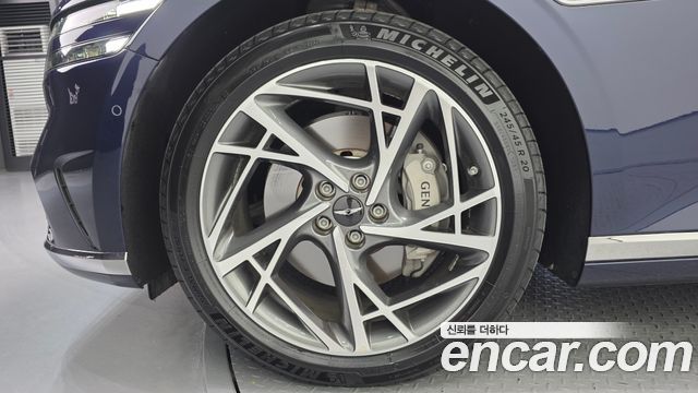 Genesis G90 2023 — photo 5