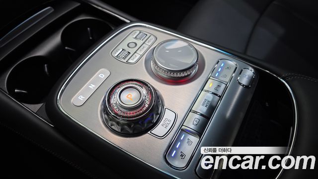 Genesis G90 2023 — photo 9